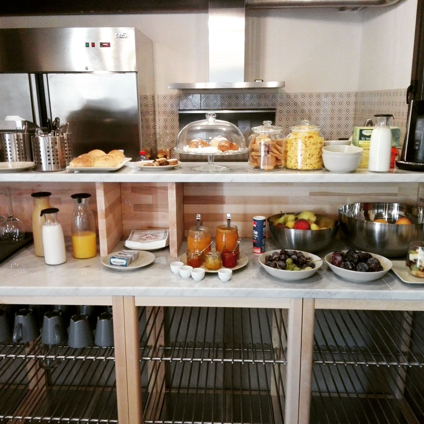 Il buffet della colazione, ricco ogni mattina